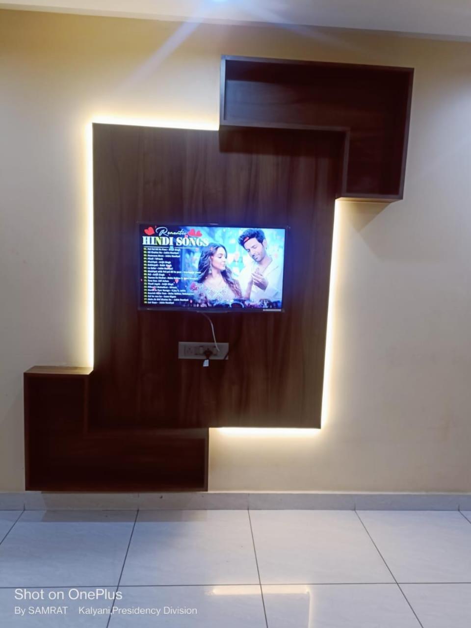 Trisplanet Hotel Kalyani Ngoại thất bức ảnh